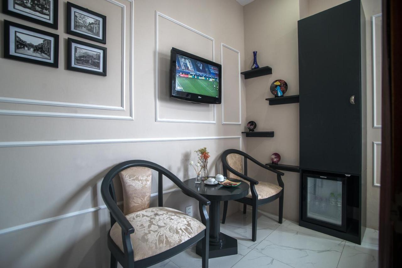 Khách sạn Legend Sense Hotel